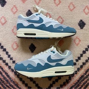 SOLD | NIB Nike Air Max 1 Patta Waves "Aqua Noise" Men's Sneakers